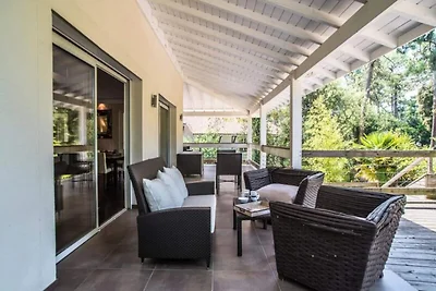 Häuser & Villen für 10 Personen