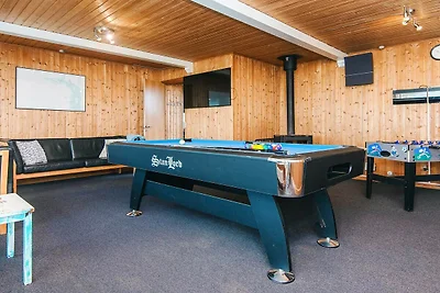 12 Personen Ferienhaus in Harboøre-By Traum