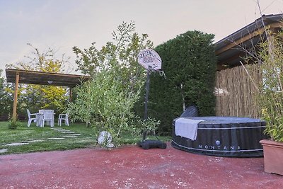 Dom wakacyjny na wsi z basenem i sauną.