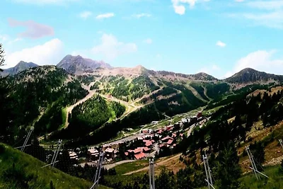 Pelevos G neun Residenz