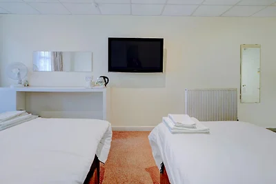 Deluxe Quad Room