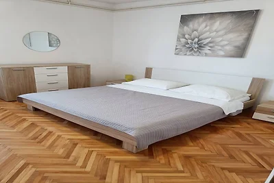 Apartment Ivica - Three Bedroom Apartment wit...