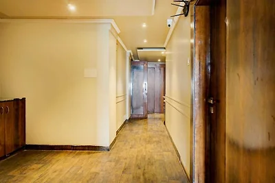 Collezione O Viman Nagar Downtown