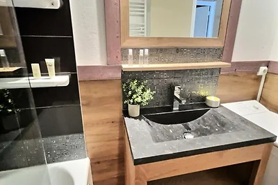 Gemütliche 2-Zimmer-Ferienwohnung für 4 Perso...