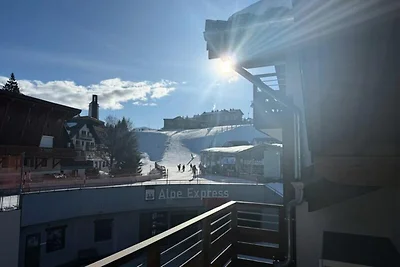 Nuovo appartamento con accesso diretto alle p...