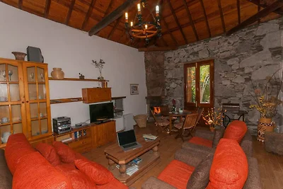 Ländliches Steinhaus mit privatem Pool
