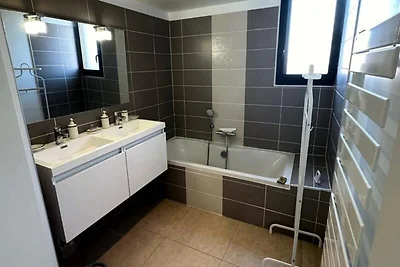 Apartment in Sanary in Strandnähe