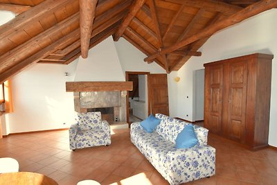 Peaceful Cottage in Cargiogo with Private...