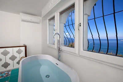 Wohnung mit Blick auf Capri in Meeresnähe