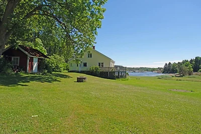 Ferienhaus am Meer mit Balkon und Grill