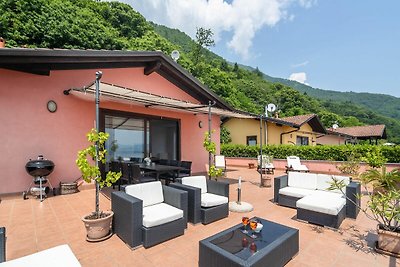 Piscina e terrazza panoramica