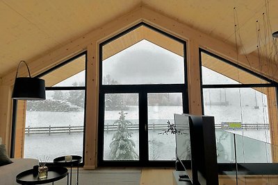 Panoramisch vakantiehuis met sauna en zwembad