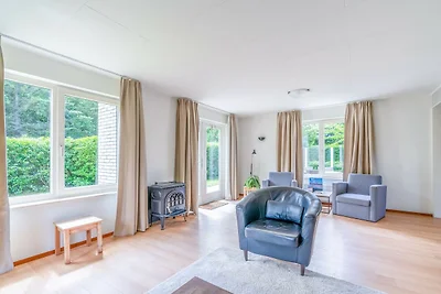 Charmante Villa in der Nähe von Meer und Wald