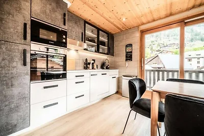 Apartment in Morzine mit Blick auf das Dorf