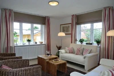 Ferienhaus in Wyk mit Schwimmbecken