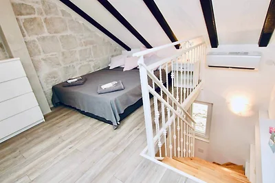 Dalmatian White Shell Apartment- Two Bedroom...