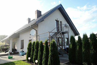 WOhnung mit Pool und Garten in Stepniczka