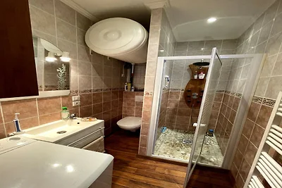 Alpiner Rückzugsort in der Nähe von Termal...