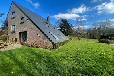 Villa in Hamoir mit privatem Innenpool