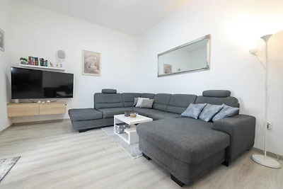 Luxusapartment mit beheiztem Pool in...