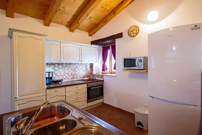 Villa in Tinjan met zwembad