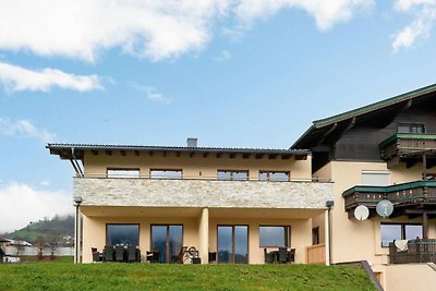 Moderne Ferienwohnung mit großzügigem Balkon