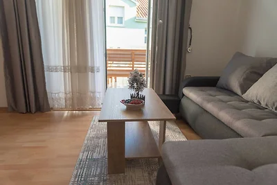 Kastel Gomilica Cozy and Stylish Apartments n...