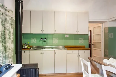 Ferienhaus mit Garten im ligurischen...