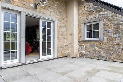 Geräumiges Ferienhaus mit sonniger Terrasse