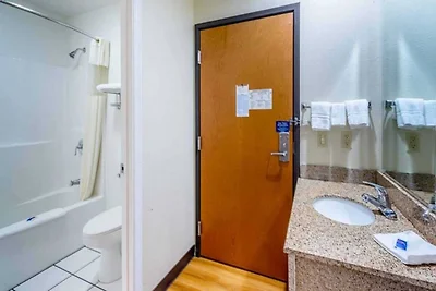 1 letto matrimoniale king size | Vietato...