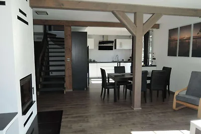 Ferienhaus f�r 8 Personen mit Pool