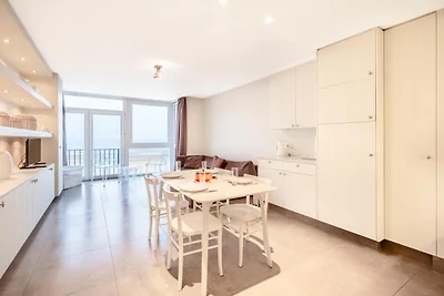 Appartement aan de kust met strandtoegang