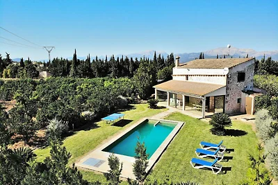 Villa a Muro con piscina e giardino di aranci