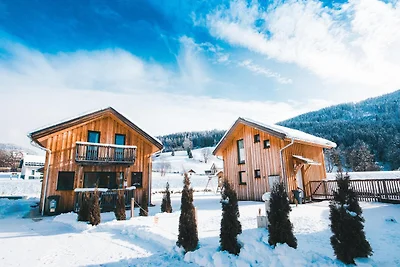 Attractive chalet with jacuzzi
