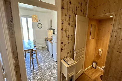 Coin tranquille près de la route de montagne