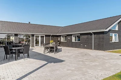 Maison de vacances pour 24 a Hasselberg