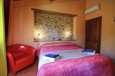 Urige Villa in Lucignano mit privatem Pool