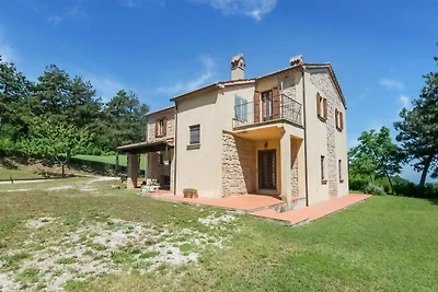 Villa a Tavoleto con piscina