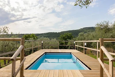 Boerderij in Cortona met Uitzicht op Zwembad