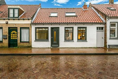 Modernes Ferienhaus in Groede mit Terrasse