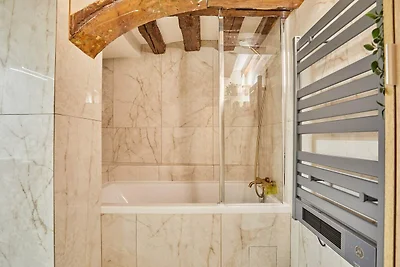 Charmant gerenoveerd appartement in het centr...