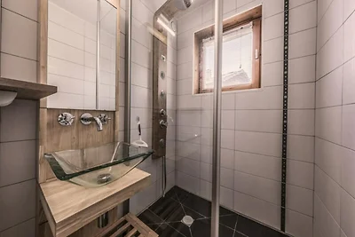 Komfortable Wohnung mit freiem Blick, 50 m vo...