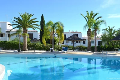 Charmantes Appartement mit eigenem Pool