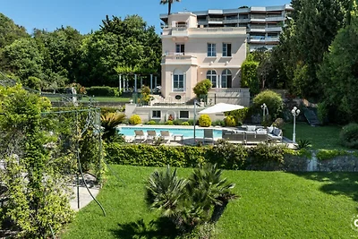 Villa in Cannes mit Pool und Meerblick