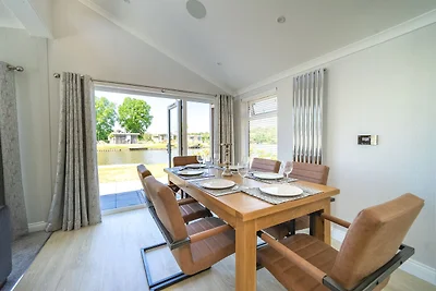 Chalet mit Geschirrspüler im grünen Kempen