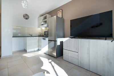 Villa a Sérignan con piscina in comune