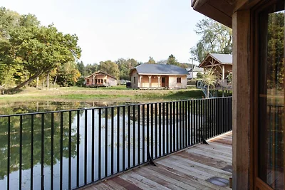Ferienhaus mit Whirlpool und Terrasse