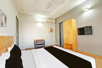 Super Townhouse Sector 49 Sohna Road