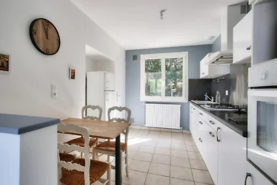 Haus in Erquy in der Nähe der Klippen von Cap...