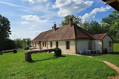 Traditionelles Ferienhaus mit Garten